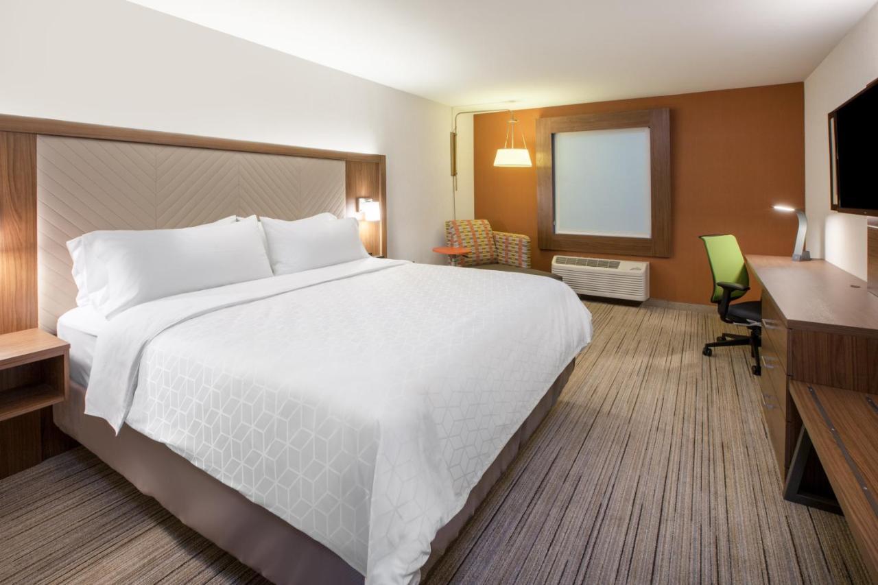 Holiday Inn Express & Suites Dayton North - Vandalia By Ihg Buitenkant foto